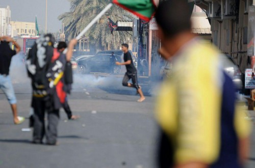 �������9