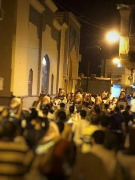 ���� ����