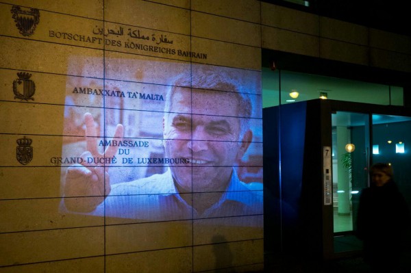 ���� ���