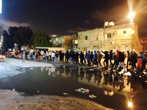  �������8