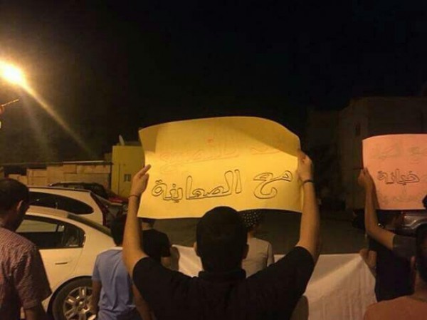 ������  3