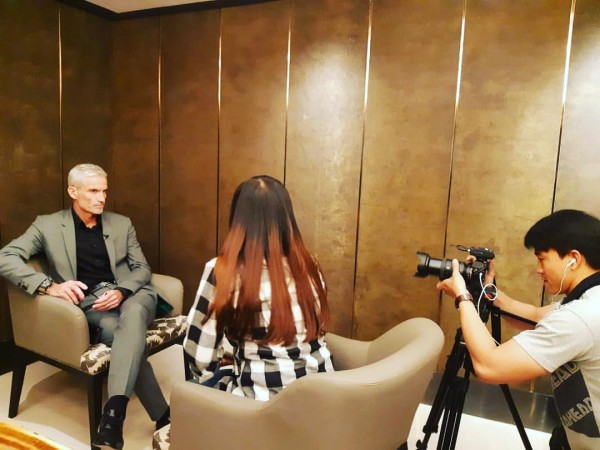 ���� ����� ���� ����� ���� �� ���� Voice Tv �� �������