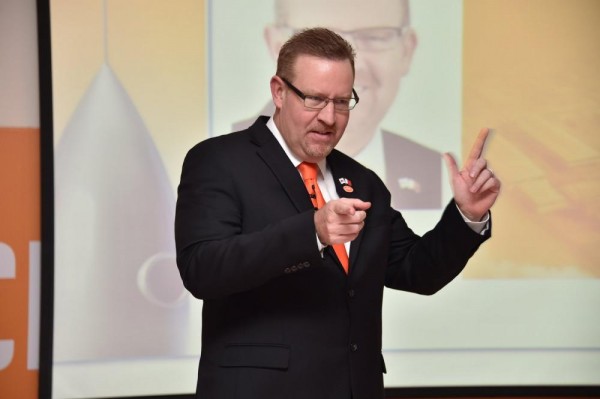 ��� ����